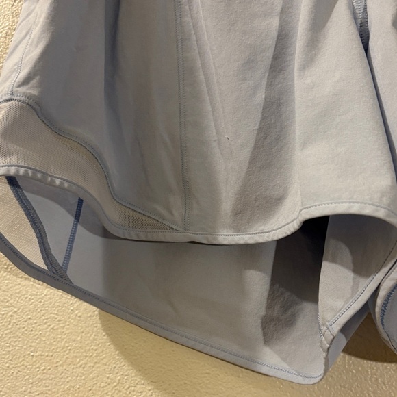 lululemon athletica size 8 Light Blue Athletic Shorts - Picture 4 of 7